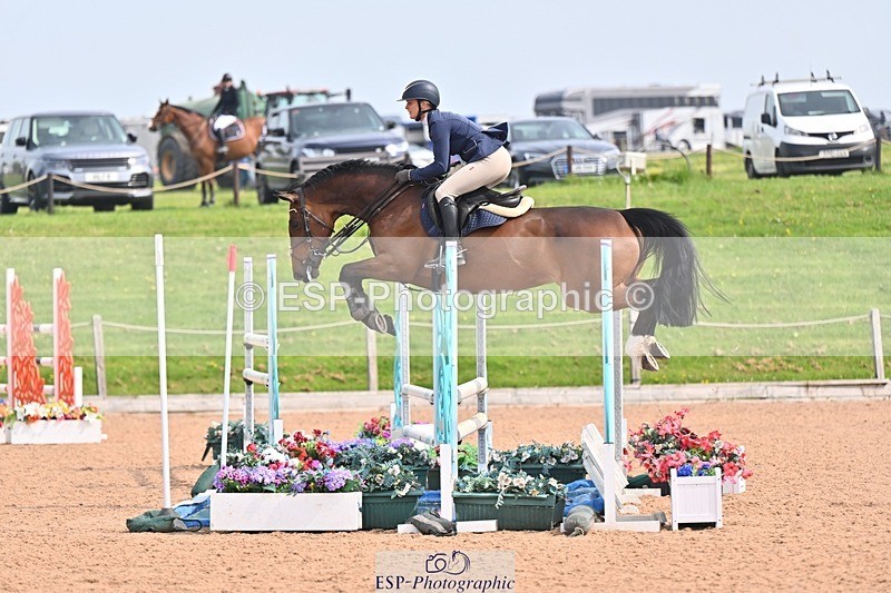 260509-105225-01716 - Cls 26a Snr Foxhunter