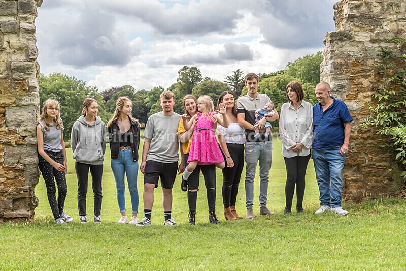 0KJS4347-2 - Photo shoot Tina & family.