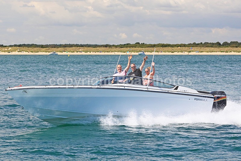 170813 FORMULA 272 1Y3A4768 copy - Motorboats - Open
