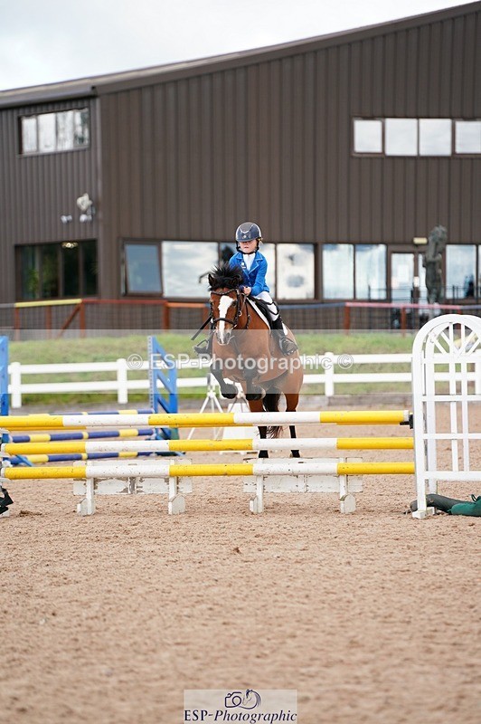 250921-125140-03176 - Cls 23+24 Club and Schools 80cm