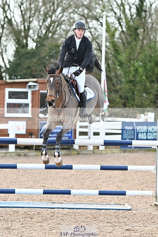 231208A-133113-00928 - Cls 6 Foxhunter & 1.20m Open