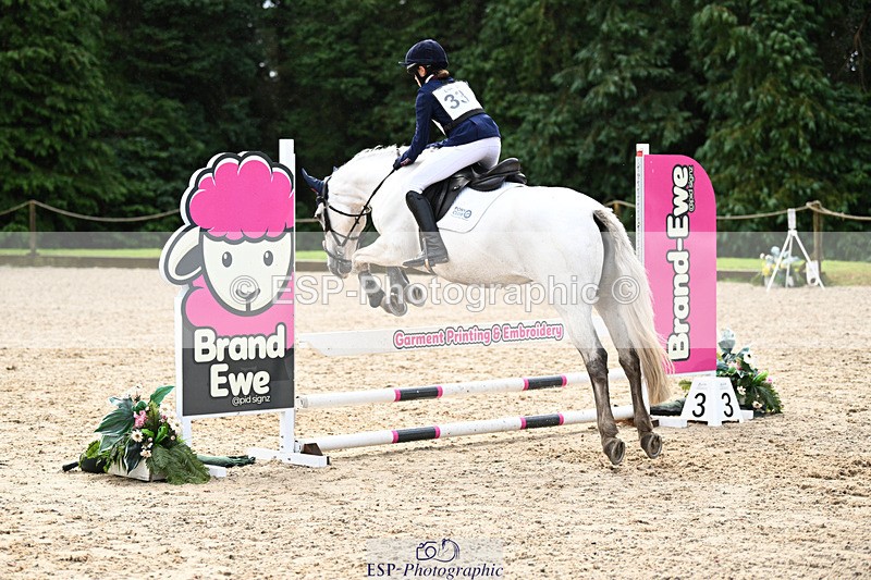 240824X-105528-25003 - 70cm Round 2 10.30 to 12.10