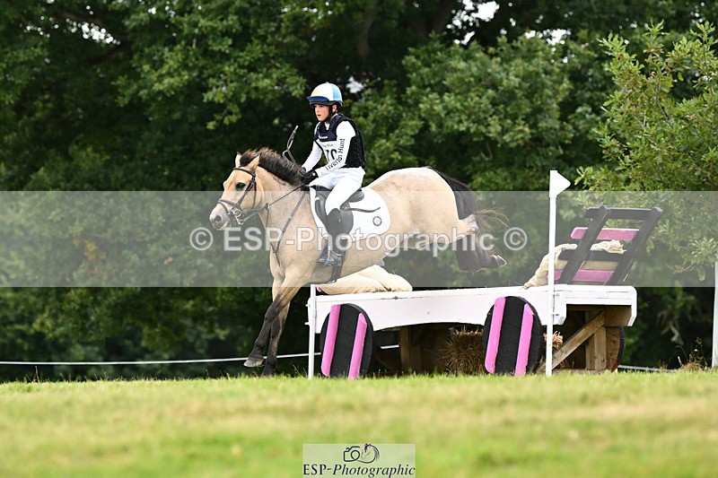 240825X-164052-37319 - 80cm XC 16.30 to 17.30