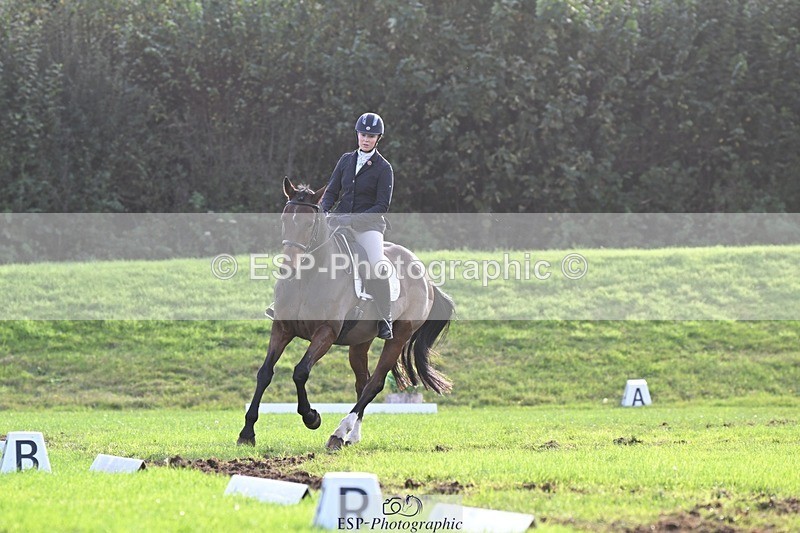 241025-153543-10276 - 464-Lucy.Hemmings-NLS.CLOVER.SHUFFLE