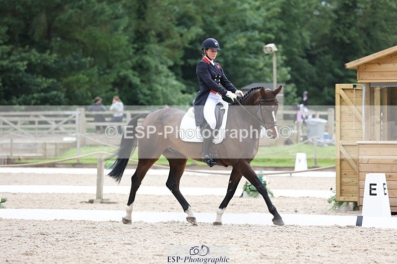 240524-165809-11186 - 375-DASSETT_ARTHALENT-Piggy_March