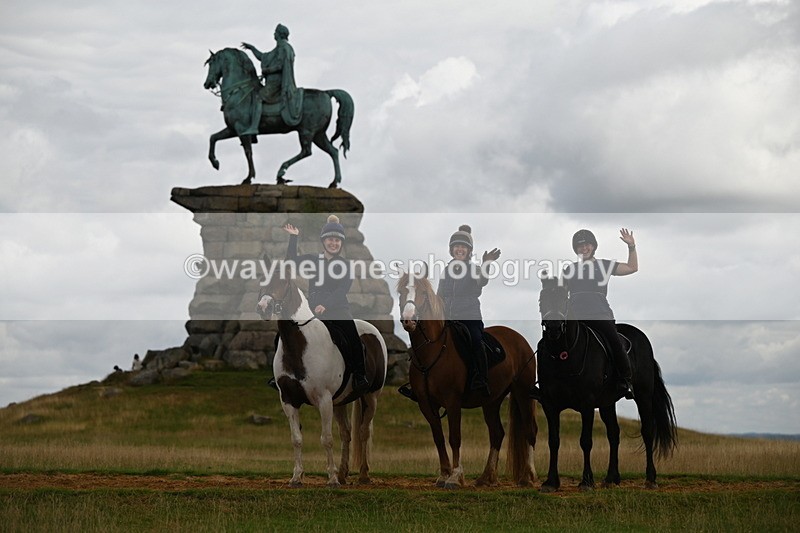 DSC_4176 - Time at Statue 09:50 to 11:09