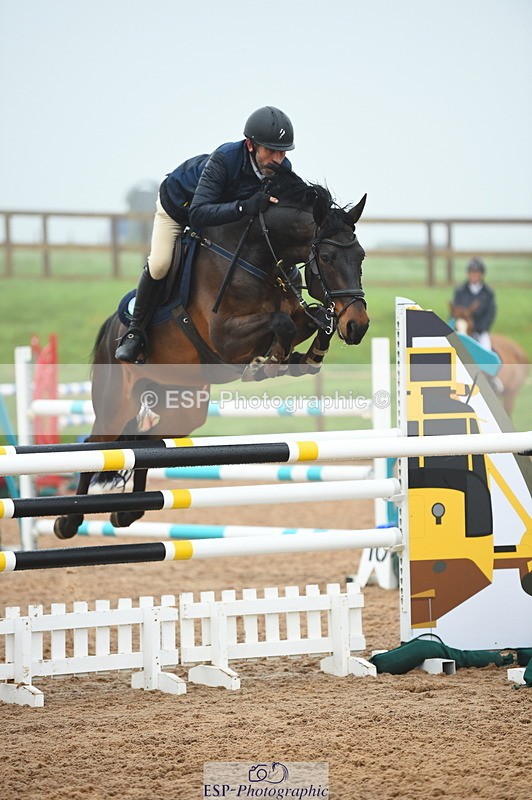 230505A-093832-02740 - Cls 20 Snr Foxhunter