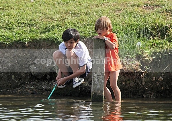 090704 CHILDREN IMG_8505 - HENLEY REGATTA  SATURDAY 4th JULY 2009