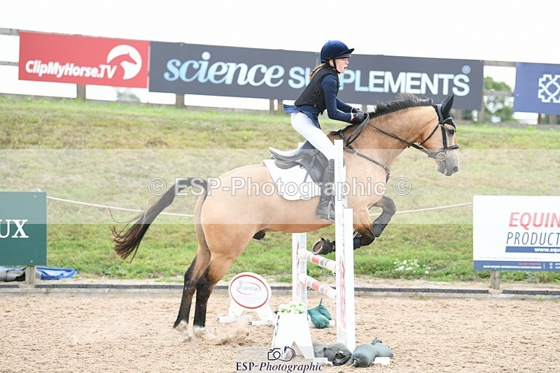 250807-103728-00217 - 80cm Round 1