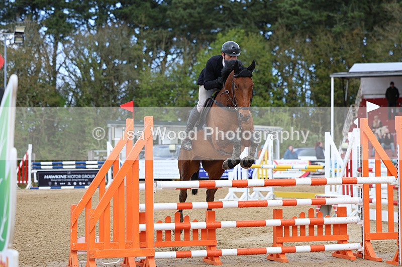 3E7A1802 - Class 7: Senior Newcomers/1.10m open
