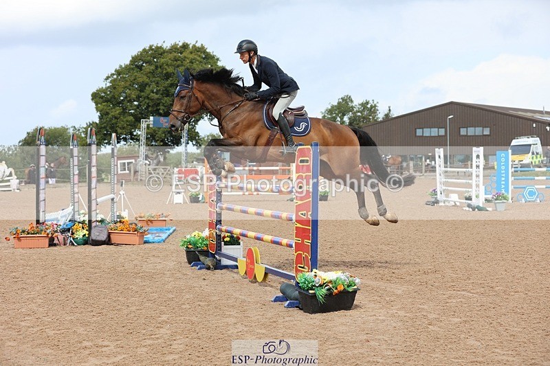 250911-120634-01331 - Cls 3 Snr Foxhunter