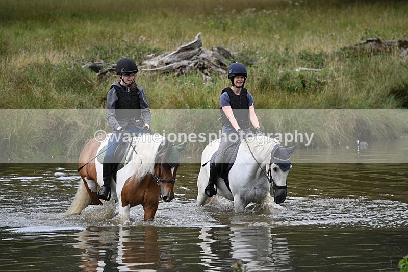 WJ7_2174 - Time at Water 11:14 to 11:36