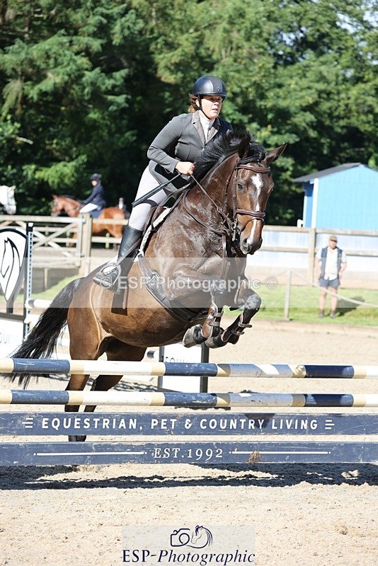 240615-091725-00122 - Cls 1 Snr British Novice and 90cm Open