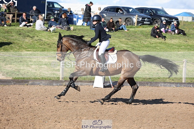 240419A-172500-09777 - Cls 10, 2 Star Big Tour 145cm  Break to End