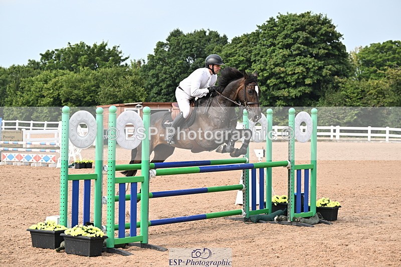 240801A-095659-00227 - Cls 7 Snr Discovery and 1m Open