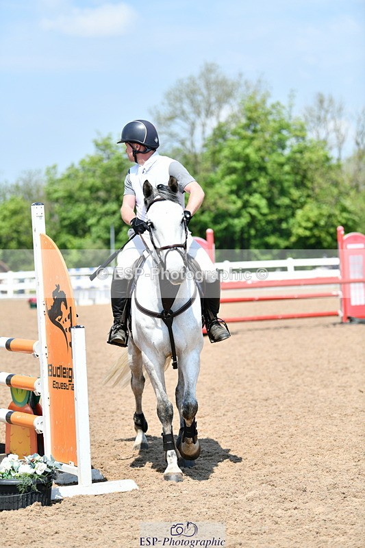 240512A-131004-18591 - Cls 41 Discovery and 1m Open