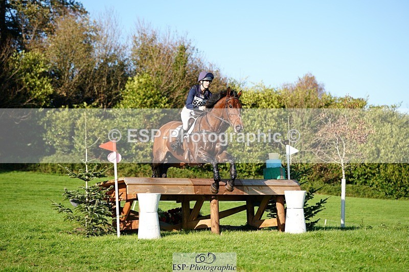 241026-152028-14348 - 582-Courtney.Romcke-JD.ON.THE.ROCKS