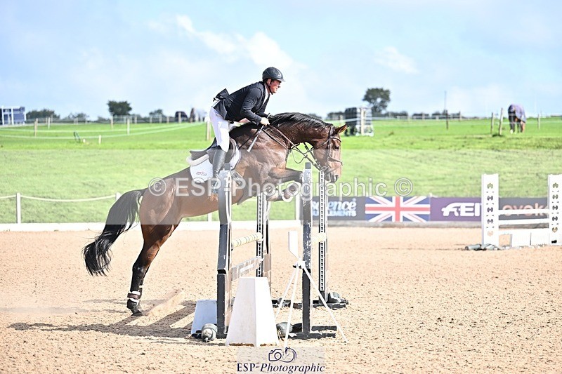 250924-112153-00142 - Cls 2 Discovery and 1m