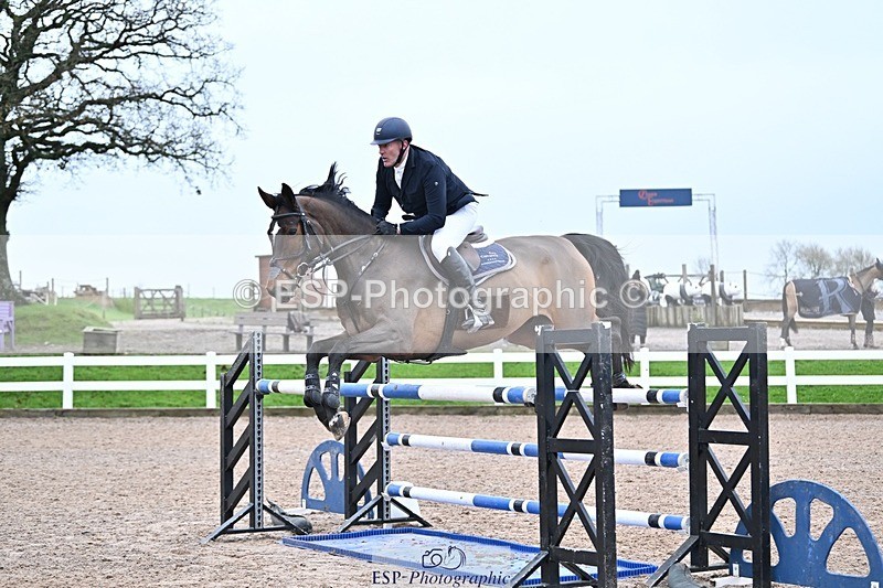 241127-134419-00681 - Cls 05A&B Snr Fox & 1.20m Open