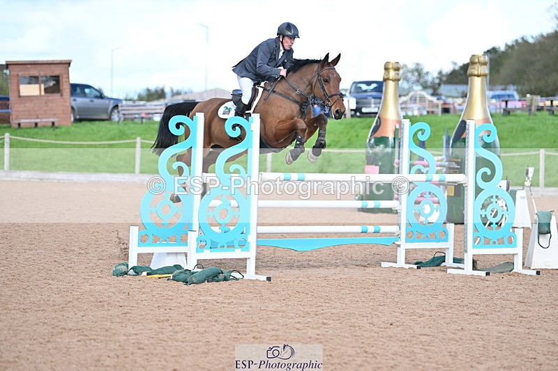 231014A-121912-04536 - Cls 19 1.15m Members Cup