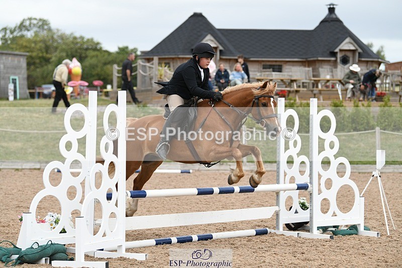 250807-130200-00948 - 70cm Round 2