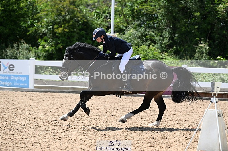 240609A-135150-05915 - Cls 25 Pony Newcomers and 1m Open