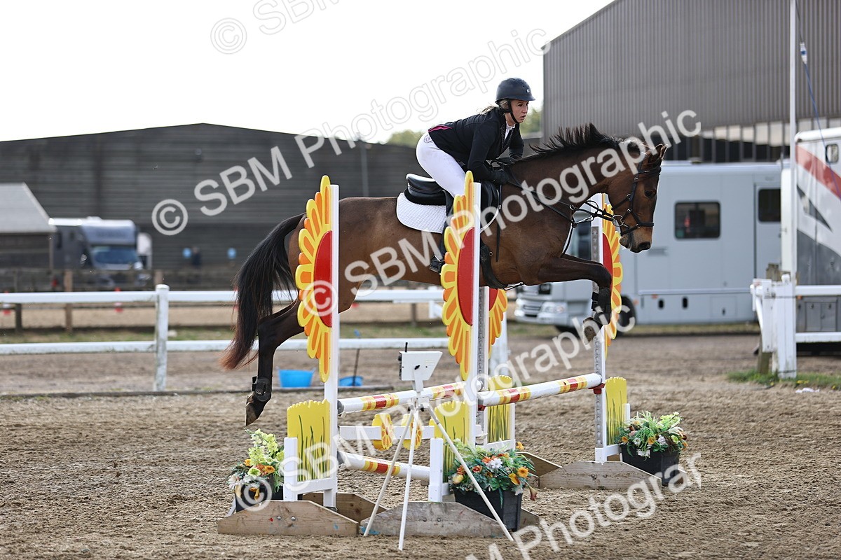 SBM_001718 - Class 8 - Clear Round