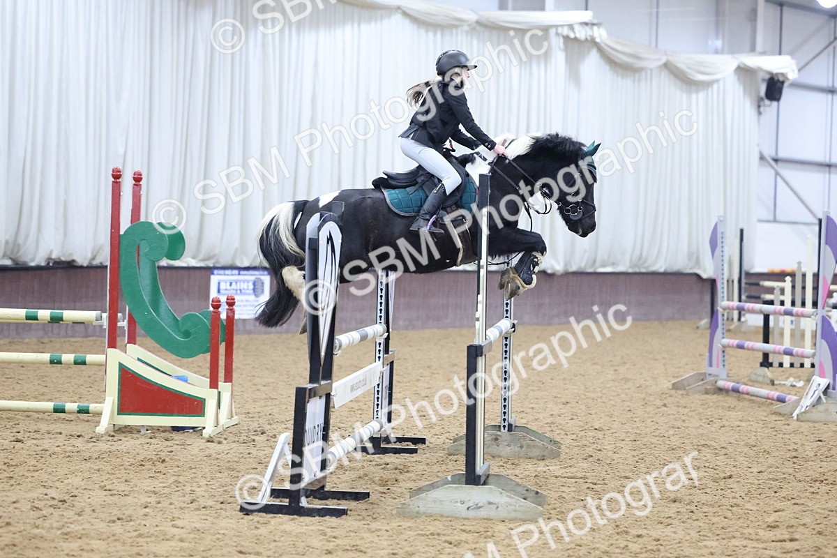 SBM_003363 - Class 11 - Blue Chip Pony Newcomers - 1.00m Open
