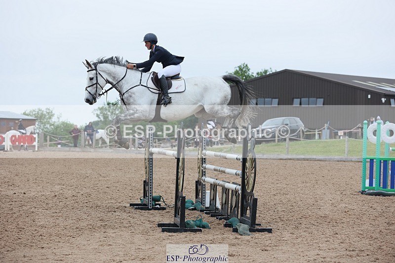 250524-132007-04996 - Cls 15 Snr Fox 1st Rnd