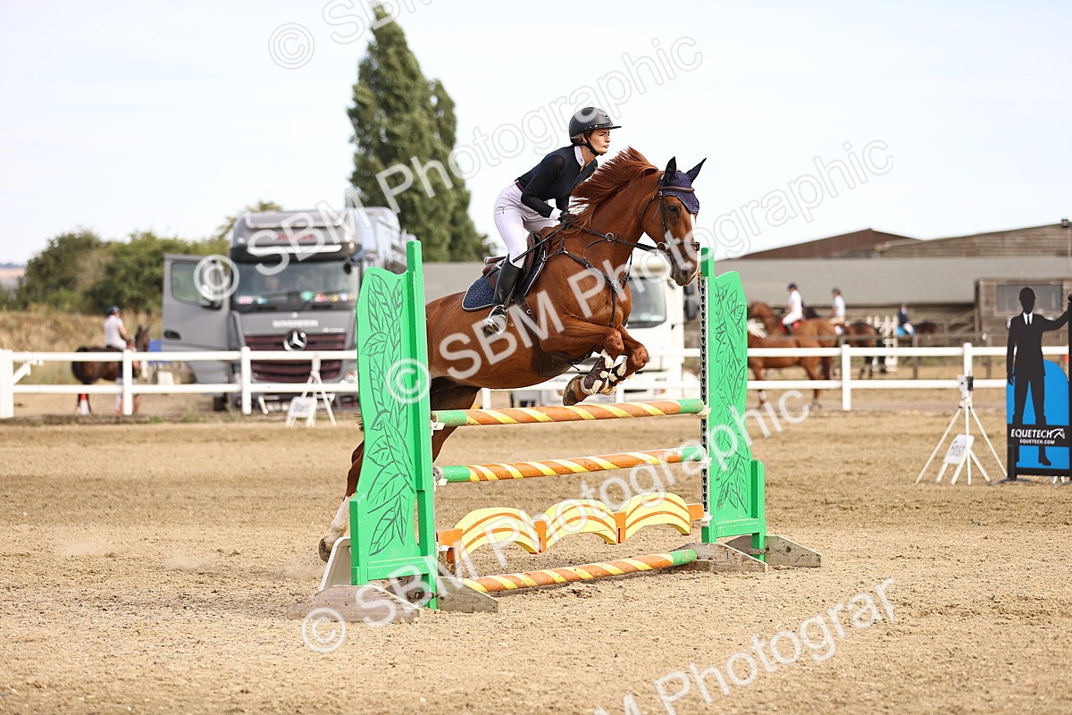 SBM_001524 - Class 6 - Senior Newcomers 1.10m