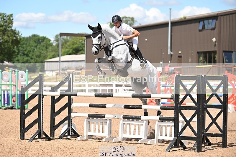 250709-151744-01110 - Cls 6 Snr Fox & 1.20m