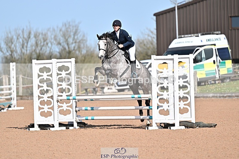 260408-101320-00104 - Cls 2 British Novice and 90cm