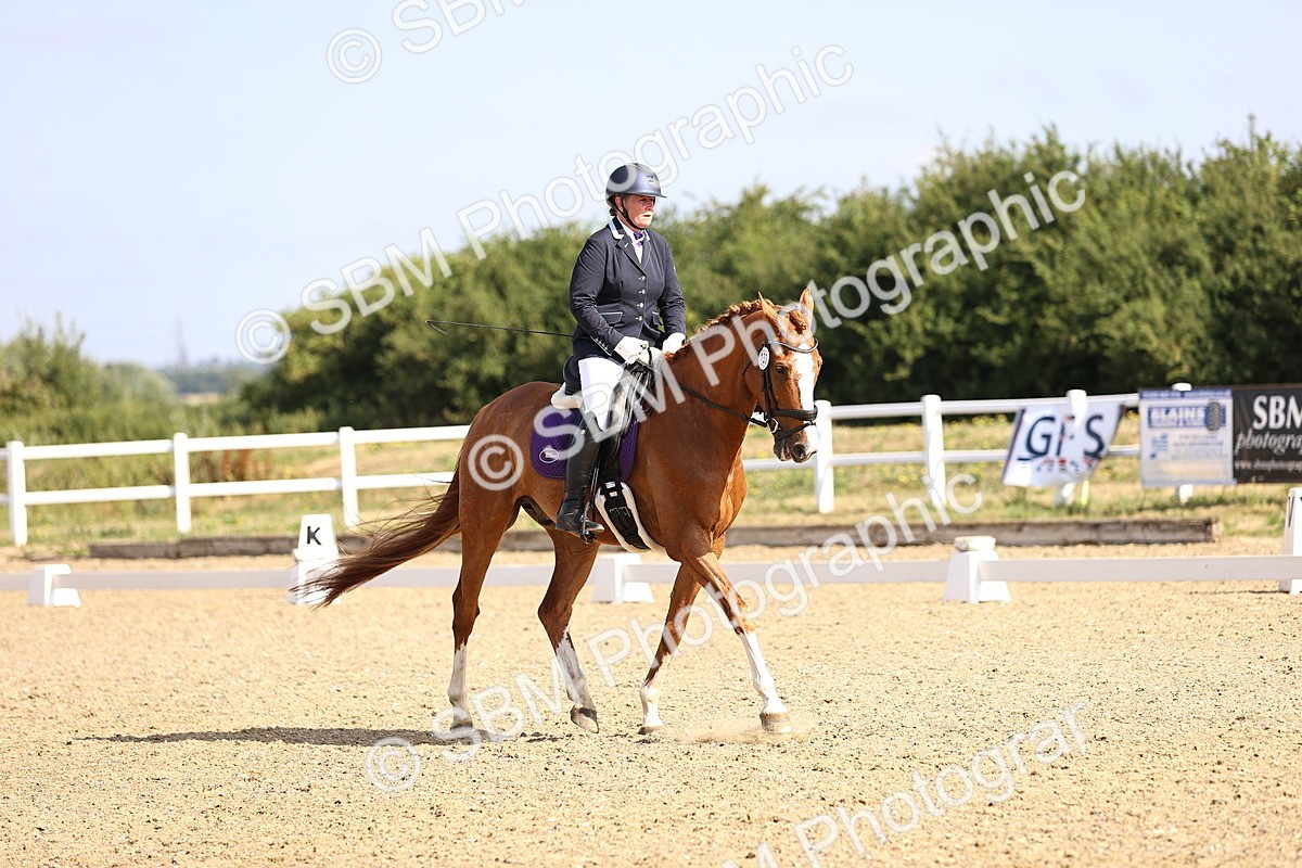 SBM_008607 - Novice 5 - 08.30-9.33