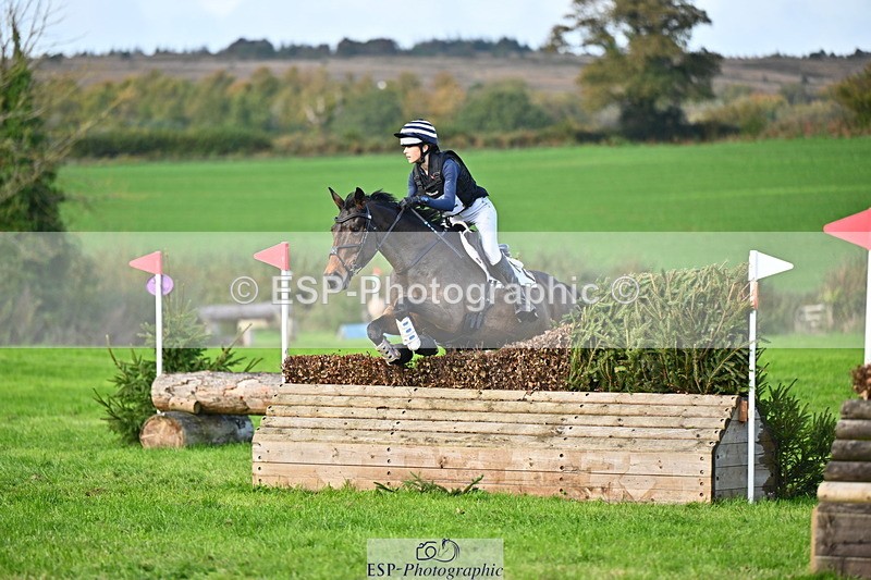 251025A-135612-20507 - F-482-Evie.Matthews