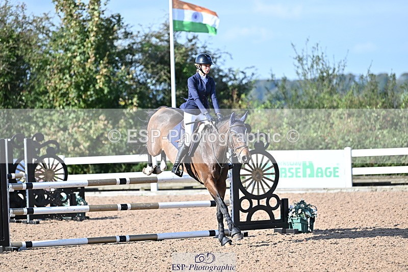 241004A-104000-01285 - Fri 07 Snr Brit Nov & 90cm Open