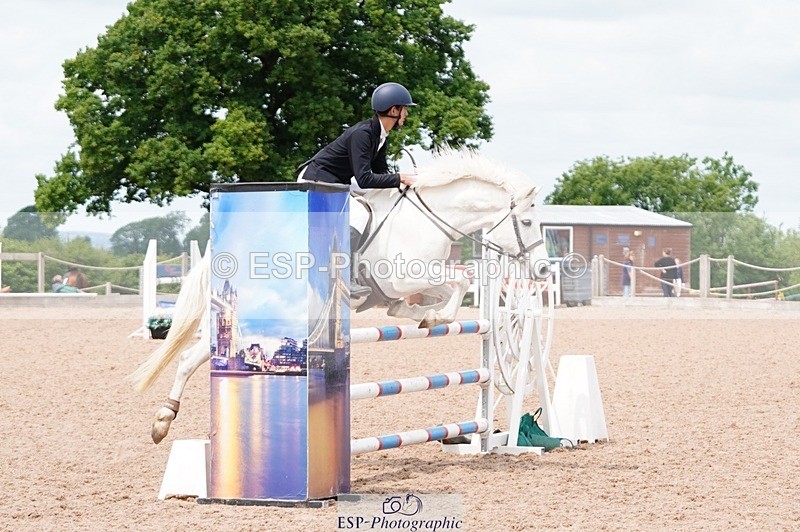 250608-125400-02773 - Cls 9 Pony Newcomers and 1m