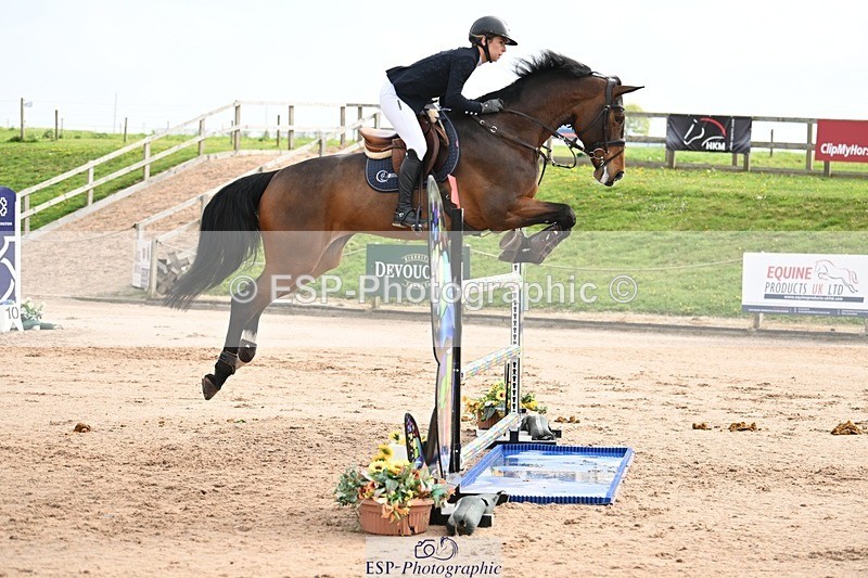 250425-095318-08034 - Cls 2 - 2 Star Small Tour