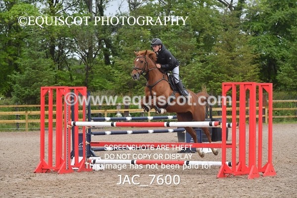 JAC_7600 - CLASS 14  Senior Newcomers/ 1.10m Open