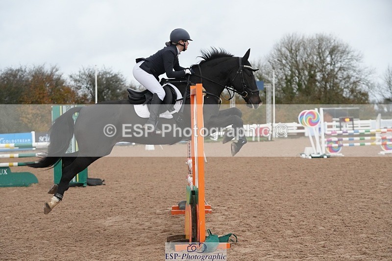 251109-084108-03056 - Cls 15 British Novice and 90cm Open