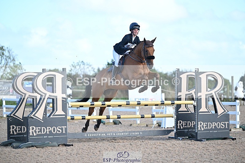 250831-163652-13176 - Q-819-Eve.Egginton