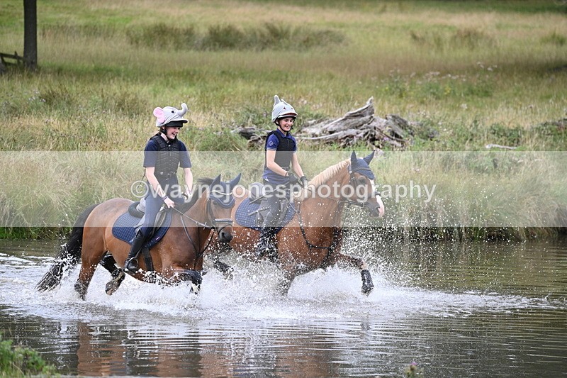 WJ7_2560 - Time at Water 11:37 to 12:13