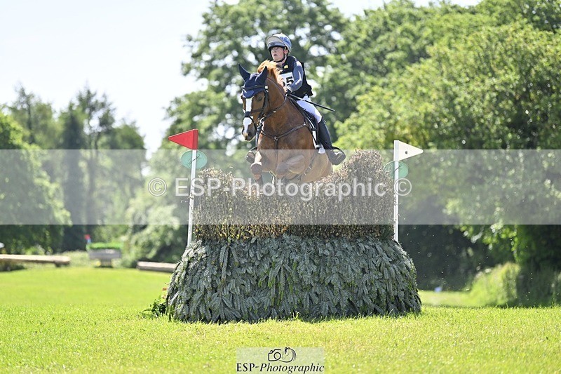 240525-113034-12510 - 355-GLOBAL_EXOTIC-Jemima_Stratton