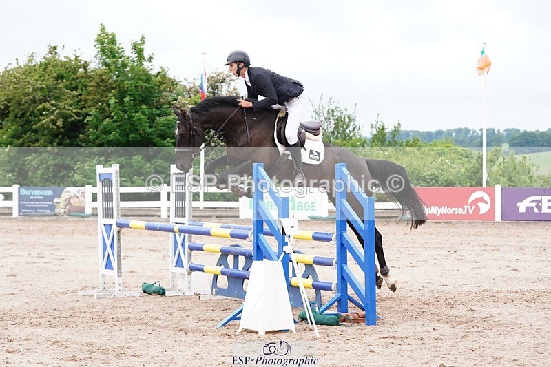 250524-111104-06328 - Cls 21 A&B Snr Disco & 1.00m Open