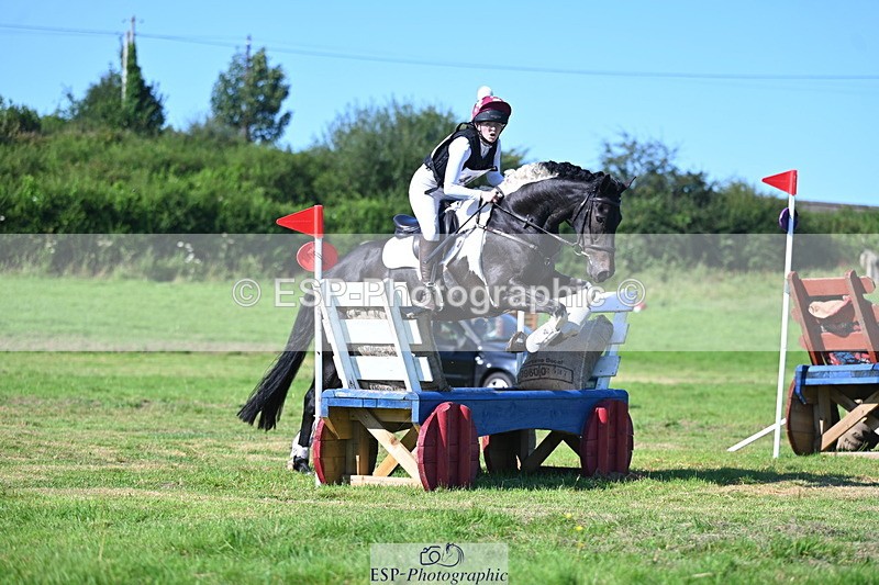 240811A-164314-07039 - 402-