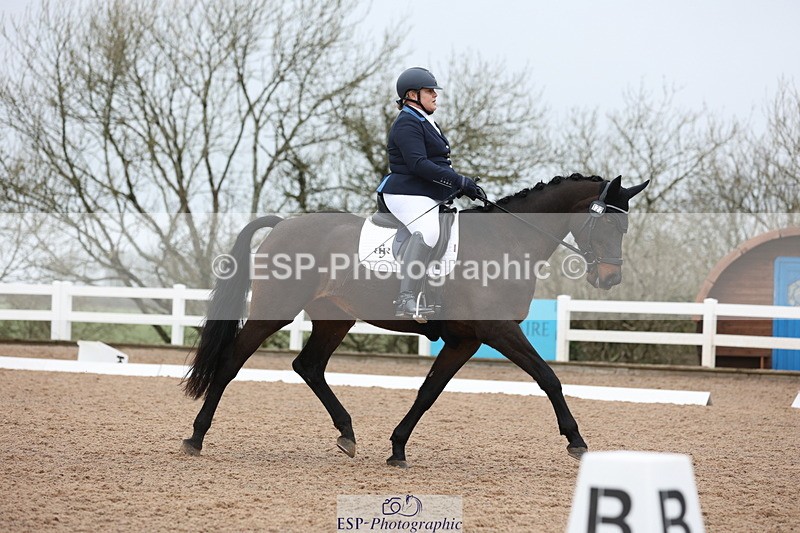 240121A-121203-01419 - Cls 12 Music Medium