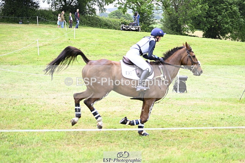 250524A-102153-08505 - A-056-Ivy.Fisher-BALIEF.DE.REVE