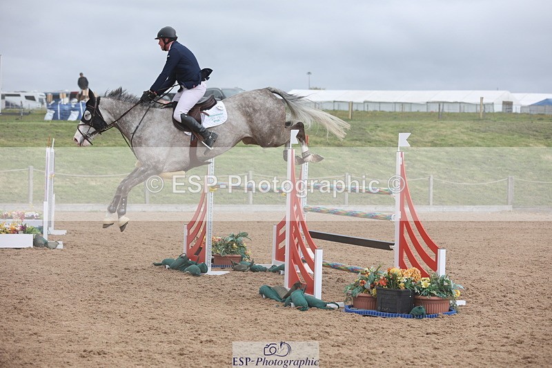 240419A-104320-06187 - Cls 2, 2 Star Small Tour 1.30m