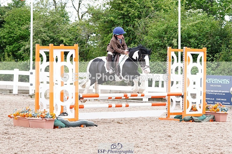 250505-124906-04391 - Cls 20+21 Club and Schools 70cm