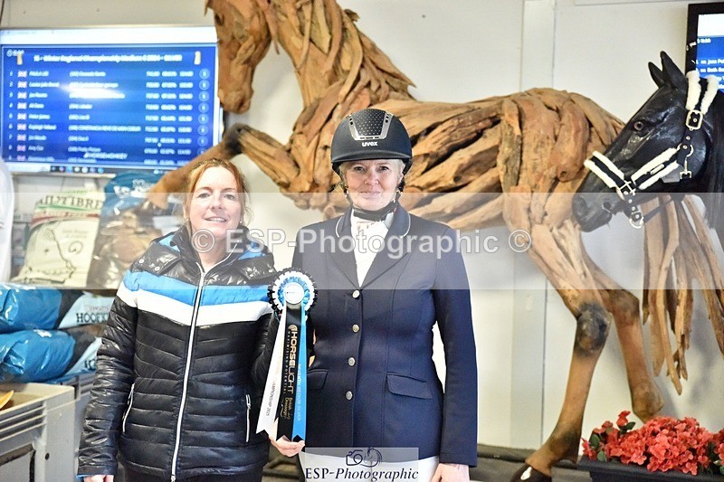 250215-131308-03637 - Medium Silver Presentations