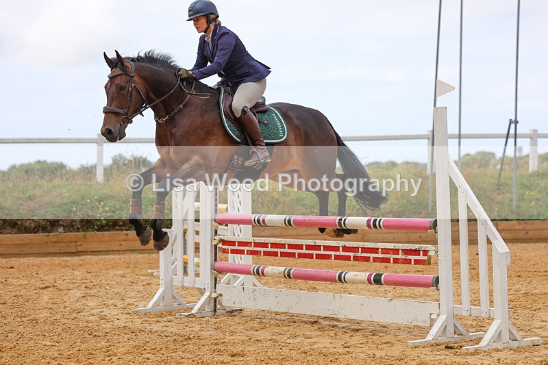 3E7A1050 - Class 11: Senior Discovery/1m open